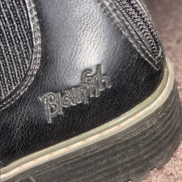 BLOWFISH Black Ankle Boots 7 1/2 - Picture 6 of 8